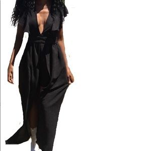 New/NWT Floral Socialite Black Romper Dress Medium